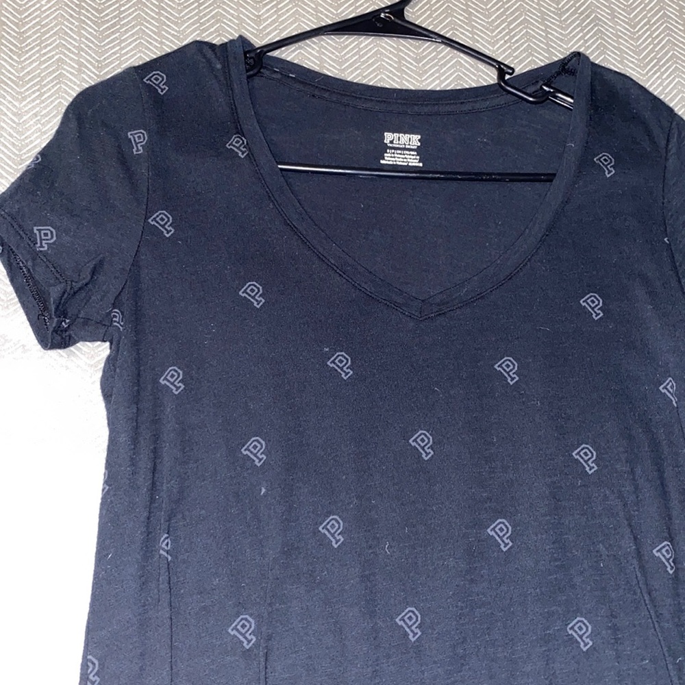 pink v-neck tee